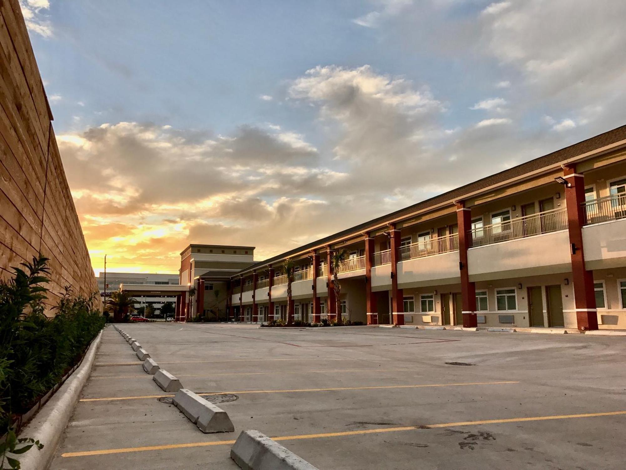 Grand Villa Inn And Suites Westchase/Chinatown 休斯敦 外观 照片